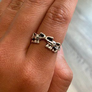 NWOT Silver Elephants Ring, Size 7